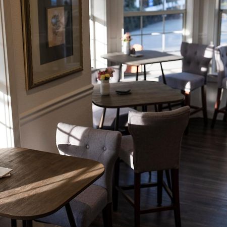 Hounds Tooth Inn Oakhurst Extérieur photo