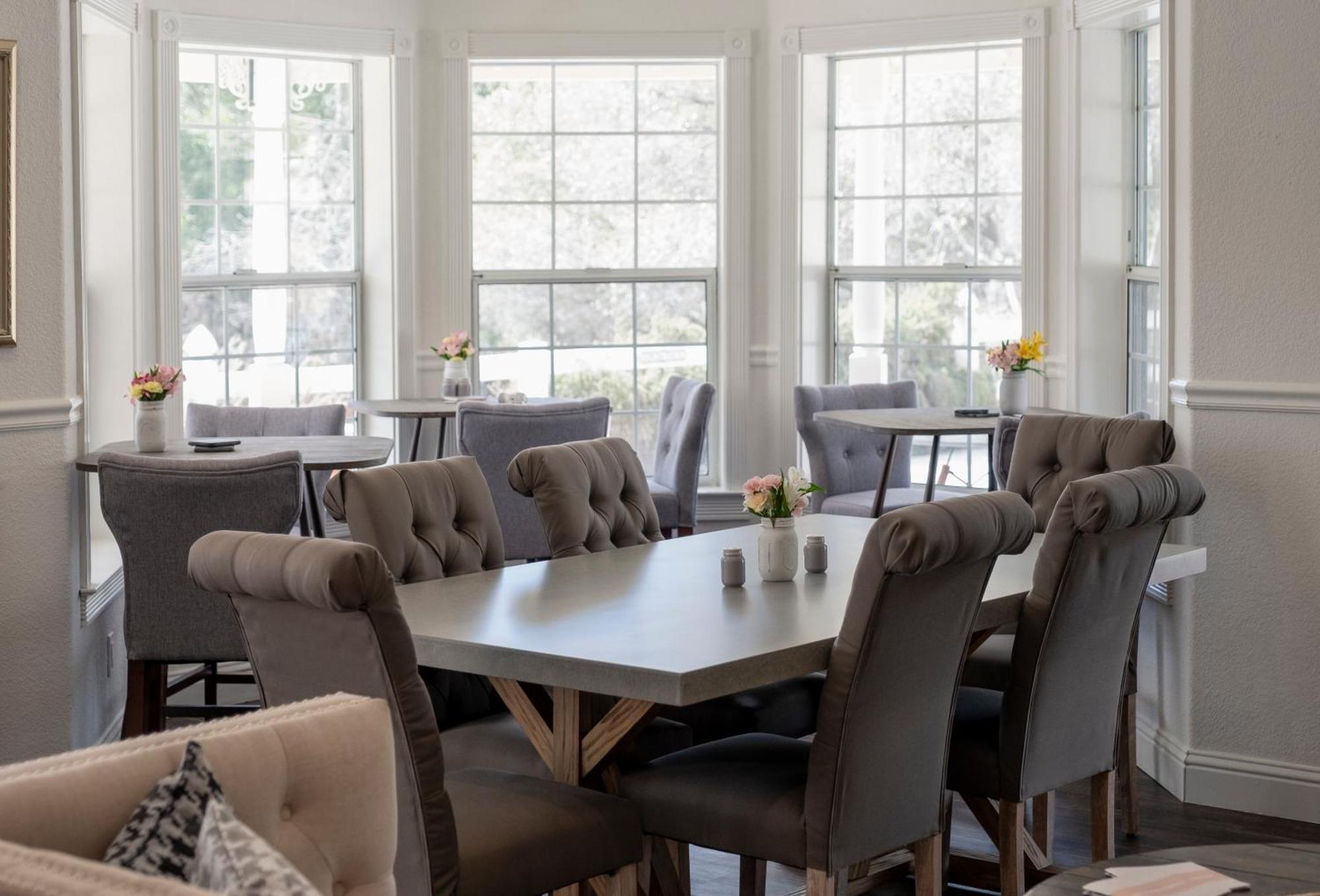 Hounds Tooth Inn Oakhurst Extérieur photo