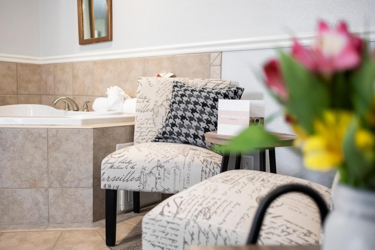 Hounds Tooth Inn Oakhurst Extérieur photo