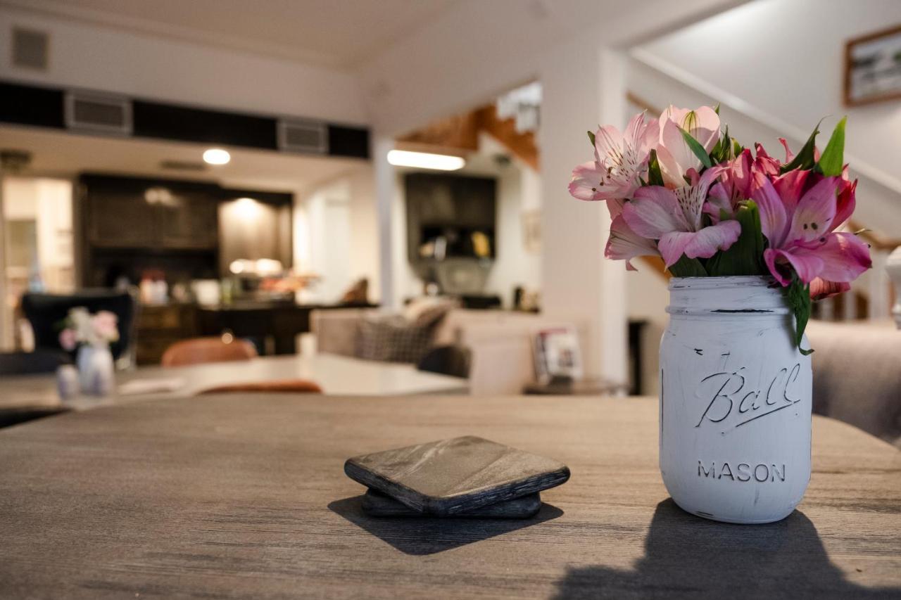 Hounds Tooth Inn Oakhurst Extérieur photo